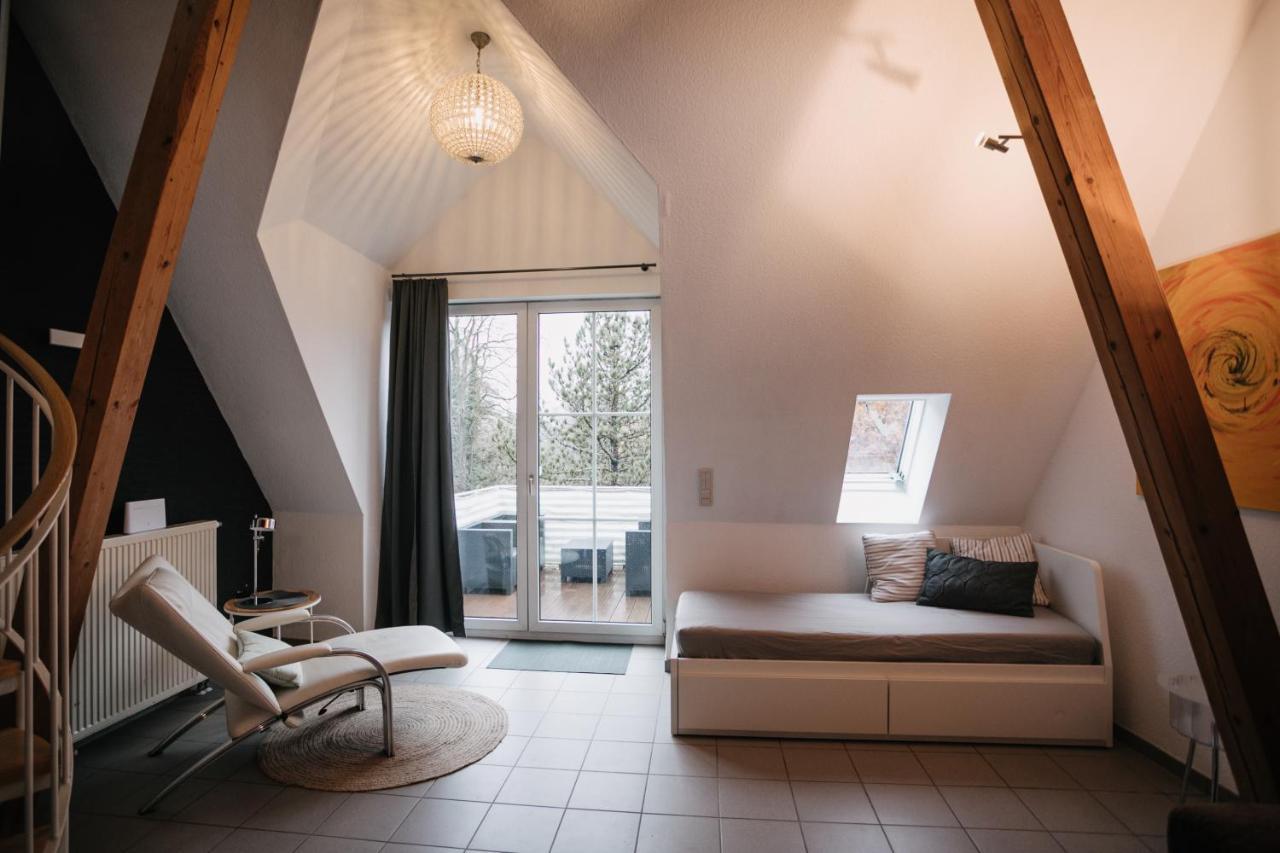 Eigenes Maisonettehaus In Idyllischer Lage Mit Balkon, Nahe Messe, 24H Self-Check In, Gratis Parken Schwabach Exterior foto