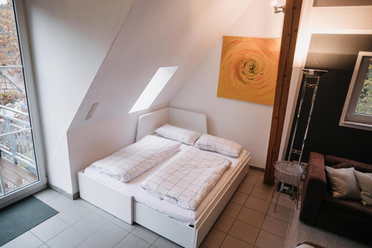 Eigenes Maisonettehaus In Idyllischer Lage Mit Balkon, Nahe Messe, 24H Self-Check In, Gratis Parken Schwabach Exterior foto