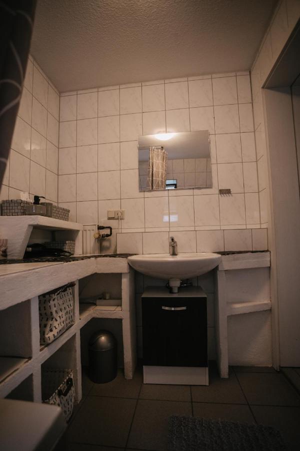 Eigenes Maisonettehaus In Idyllischer Lage Mit Balkon, Nahe Messe, 24H Self-Check In, Gratis Parken Schwabach Exterior foto