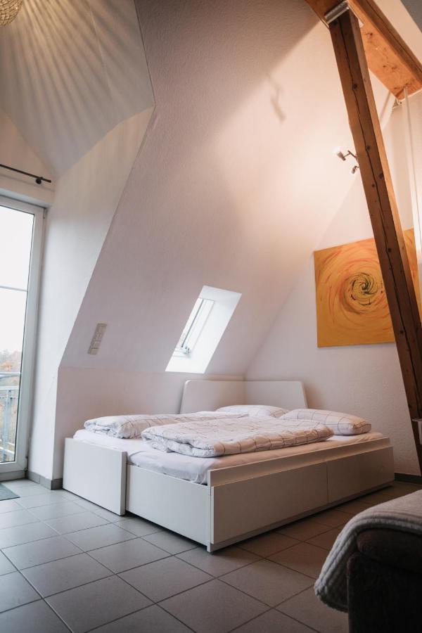 Eigenes Maisonettehaus In Idyllischer Lage Mit Balkon, Nahe Messe, 24H Self-Check In, Gratis Parken Schwabach Exterior foto