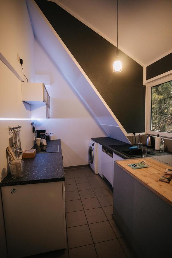 Eigenes Maisonettehaus In Idyllischer Lage Mit Balkon, Nahe Messe, 24H Self-Check In, Gratis Parken Schwabach Exterior foto