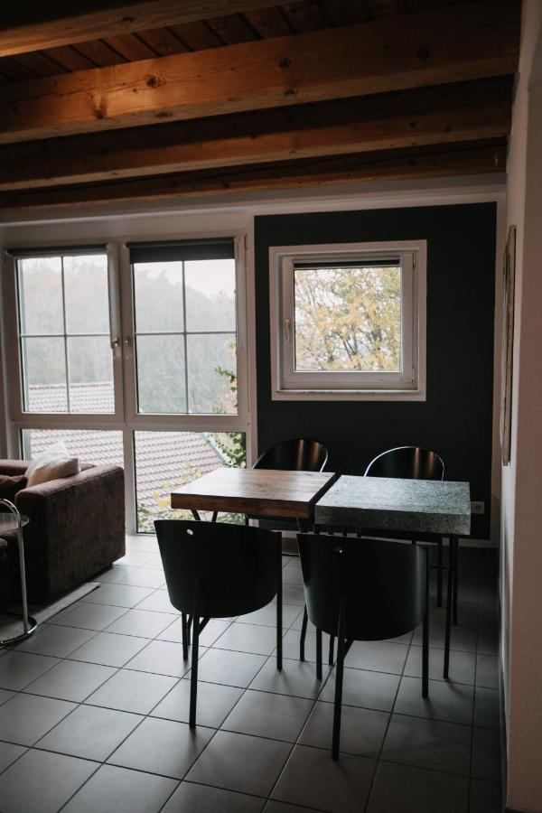 Eigenes Maisonettehaus In Idyllischer Lage Mit Balkon, Nahe Messe, 24H Self-Check In, Gratis Parken Schwabach Exterior foto
