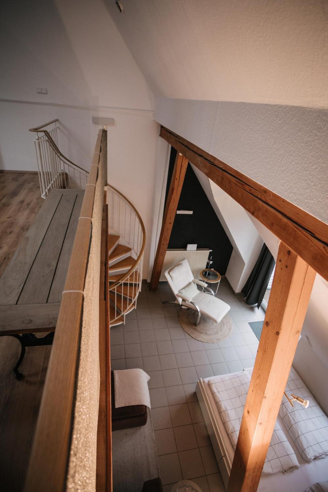 Eigenes Maisonettehaus In Idyllischer Lage Mit Balkon, Nahe Messe, 24H Self-Check In, Gratis Parken Schwabach Exterior foto