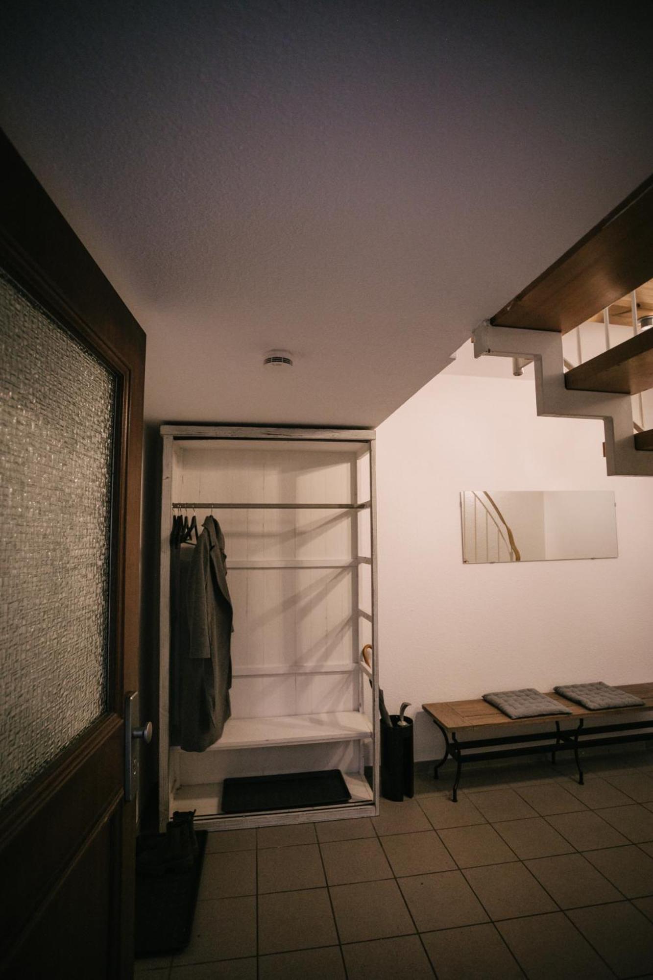 Eigenes Maisonettehaus In Idyllischer Lage Mit Balkon, Nahe Messe, 24H Self-Check In, Gratis Parken Schwabach Exterior foto
